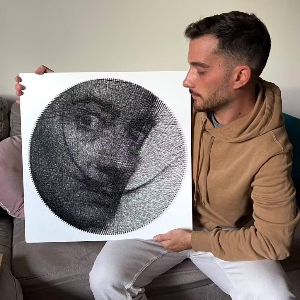 Tamamlanmış String Art